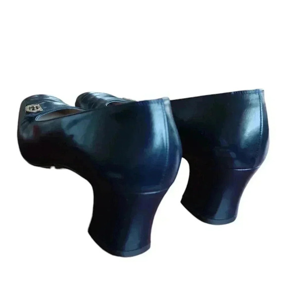 SALVATORE FERRAGAMO Women’s 8 AA Francesca Blue Square Toe Pumps Gold Logo Shoe - Picture 3 of 5